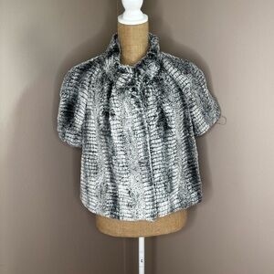 Vtg Joseph Ribkoff Faux Fur Cape Sz 12 Cropped Jacket Black White Gray Button Up